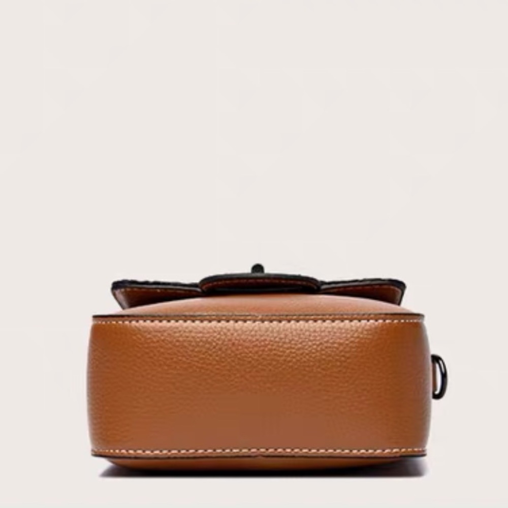 Mini crossbody/ cell phone bag - Picture 8 of 10